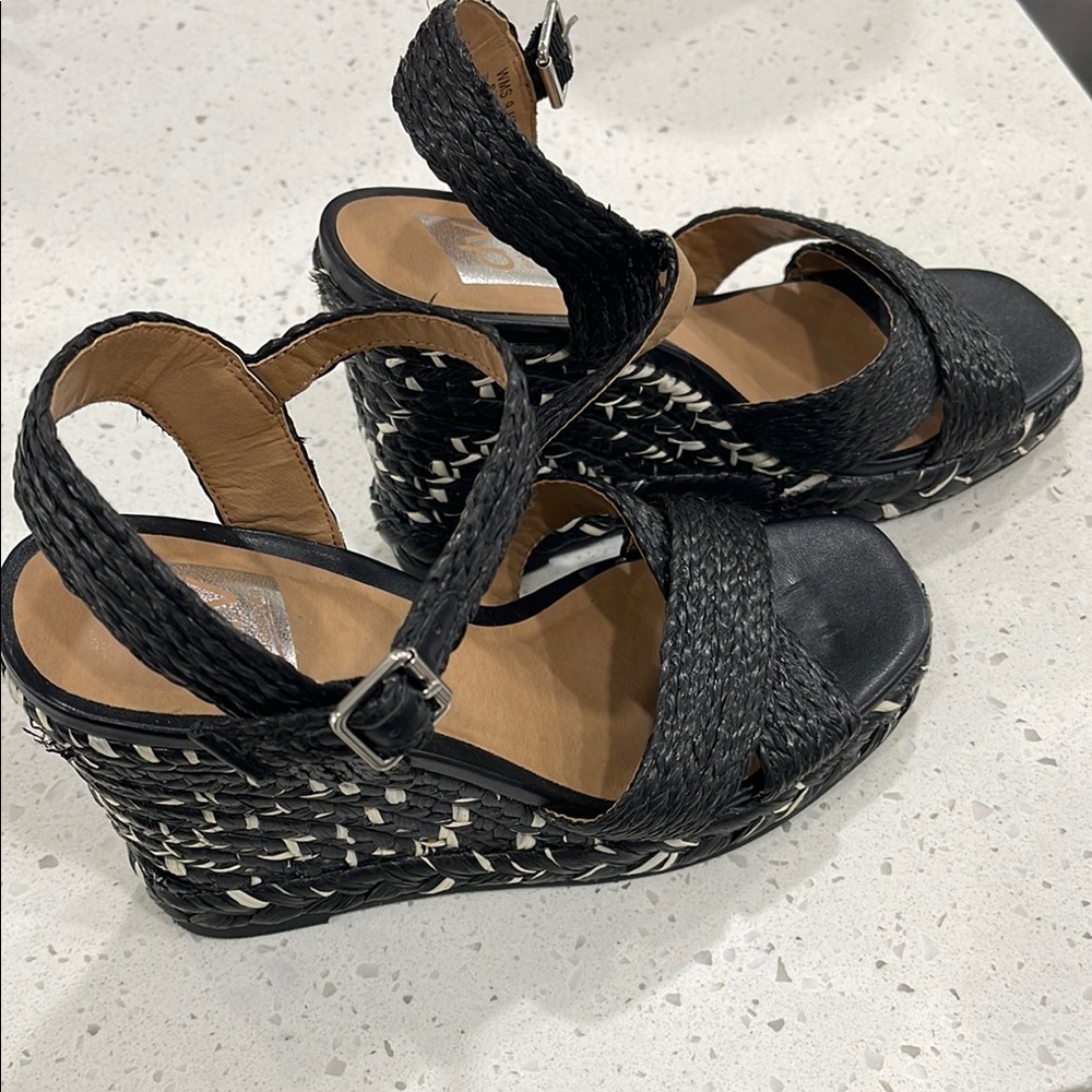 DV by Dolce Vita Women's Black Woven Sandals